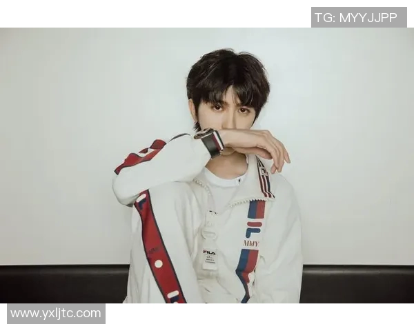 足球明星与蔡徐坤的跨界合作如何引领新潮流与体育文化的融合发展